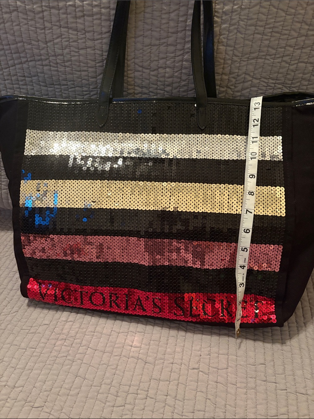 Beautiful Victoria’s Secret sequin black bag tote - Picture 3 of 6
